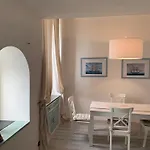 Apartment Uno Sguardo Sul Mare *